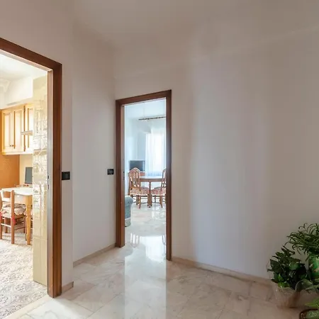 Altido Front Sea Apt With Big Terrace In Chiavari