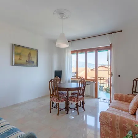 Appartement Altido Front Sea Apt With Big Terrace In