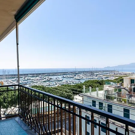 Altido Front Sea Apt With Big Terrace In *